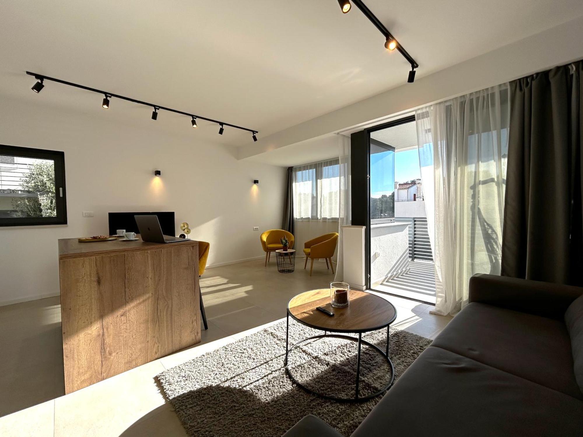 חוואר Sandi Hvar Apartments מראה חיצוני תמונה