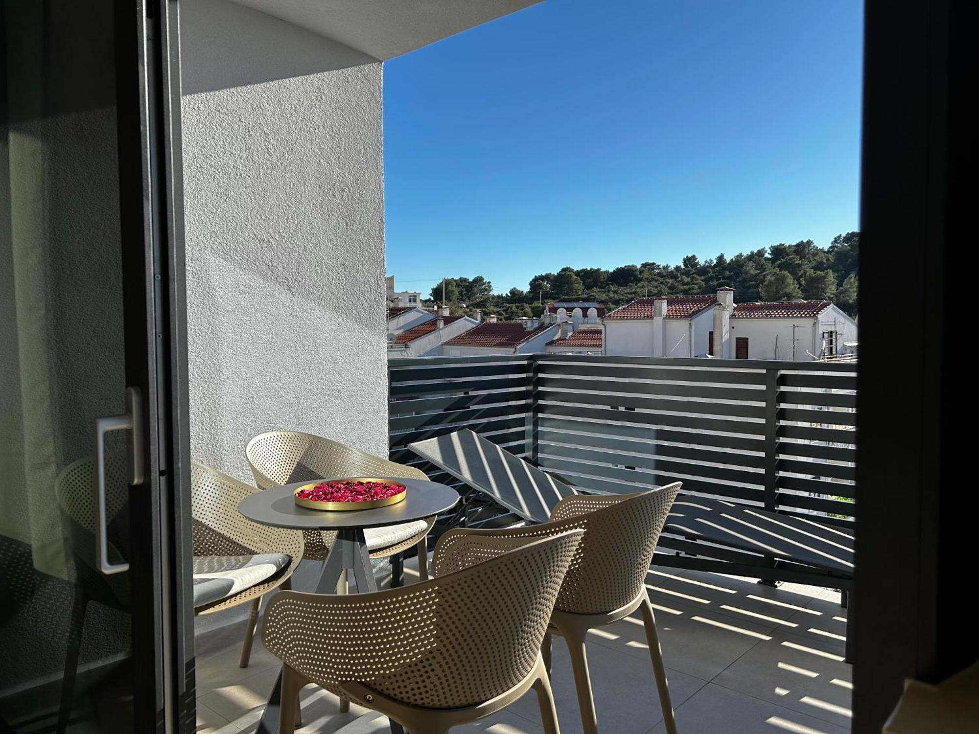 חוואר Sandi Hvar Apartments מראה חיצוני תמונה